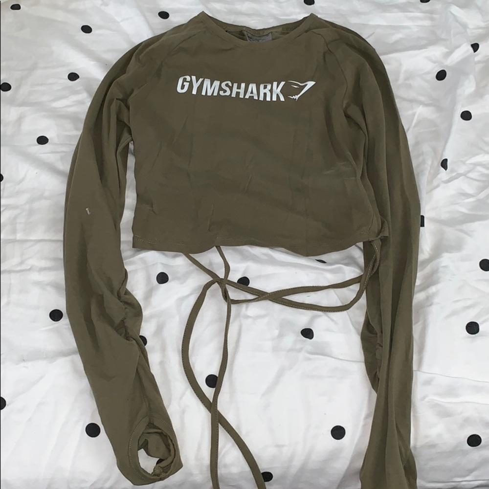 Gym shark shirt or crop top
